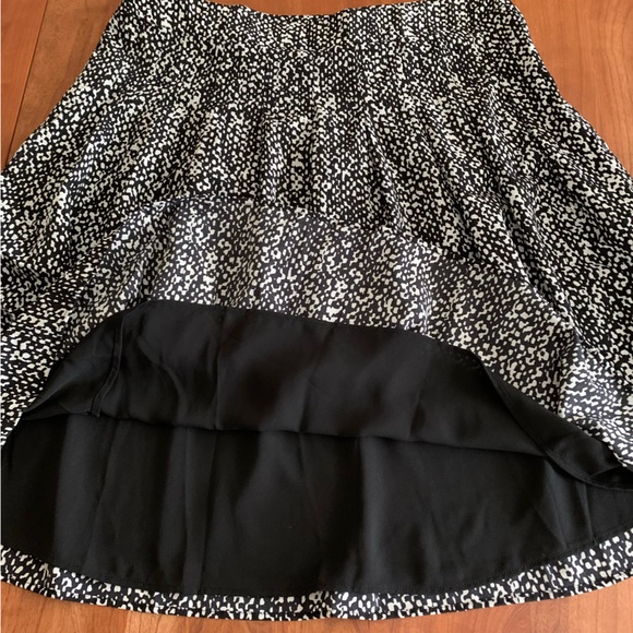 Talbots Pleated Skirt 12 Petite Black and White Pattern - Picture 5 of 10